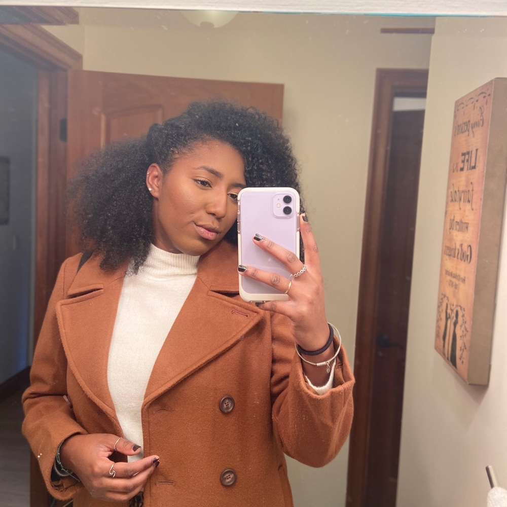 Hey 👋 I’m Lauren & Welcome to my Closet!